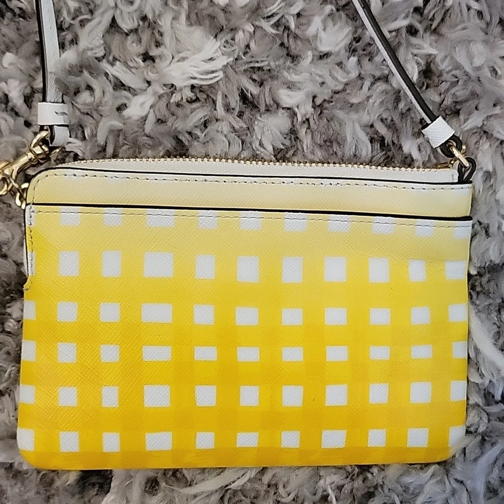 Coach Wristlet - Picture 5 of 8